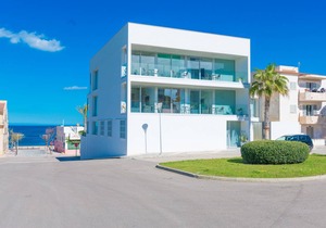 Villa Mar 16
