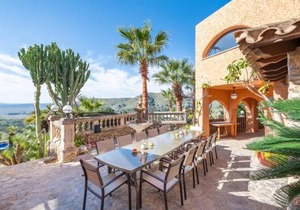 Villa Oscols
