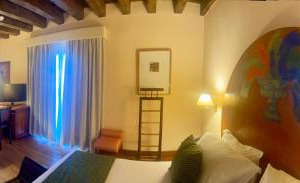 Hotel El Rancho | Torrecaballeros