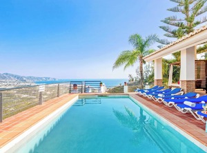 Villa Alcahuey | Torrox