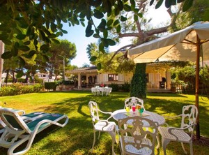 Villa Manresa | Marina Manresa