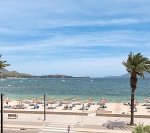 Beachfront Sivella 