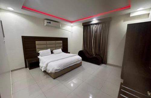 Hawtah Bani Tamim Apartment | شقق ظل النخيل للشقق المخدومة