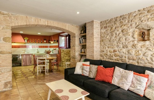Orriols House | 100 m² House ∙ 2 bedrooms ∙ 6 guests