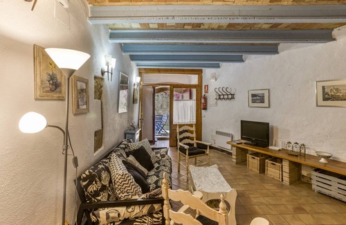 Orriols House | 100 m² House ∙ 2 bedrooms ∙ 5 guests