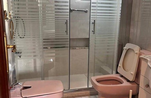Arganzuela Resort | 100 m² Private room ∙ 1 bedroom ∙ 1 guest