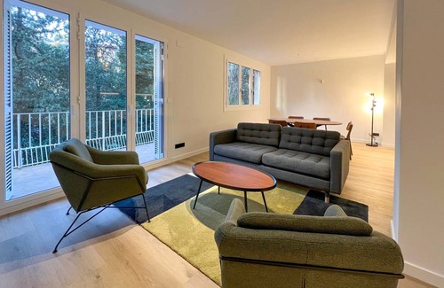 El Putget i Farro Apartment | 102 m² Apartment ∙ 3 bedrooms ∙ 5 guests