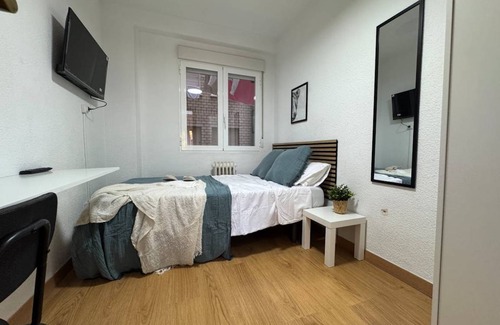 Mostoles Resort | 110 m² Private room ∙ 1 bedroom ∙ 5 guests