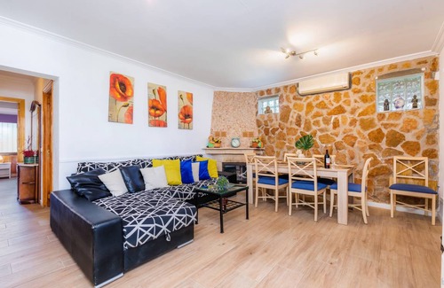 Alcudia House | 120 m² House ∙ 4 bedrooms ∙ 6 guests