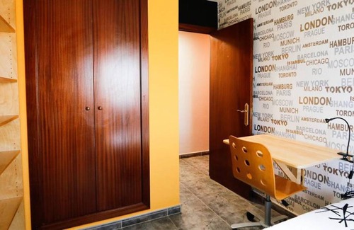 Alcala de Henares Resort | 125 m² Private room ∙ 1 bedroom ∙ 1 guest