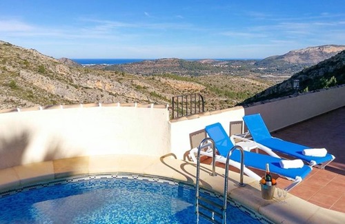 Pedreguer Villa | 130 m² Villa ∙ 3 bedrooms ∙ 6 guests