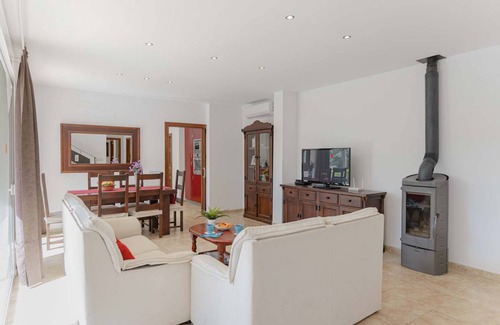 Crestatx Villa | 133 m² Villa ∙ 4 bedrooms ∙ 8 guests