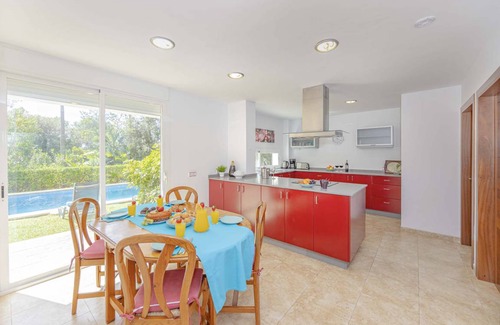 Crestatx Villa | 133 m² Villa ∙ 4 bedrooms ∙ 8 guests