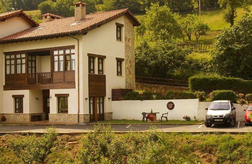 Paniceres House | 150 m² House ∙ 3 bedrooms ∙ 8 guests