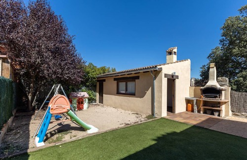 Revenga House | 160 m² House ∙ 3 bedrooms ∙ 9 guests