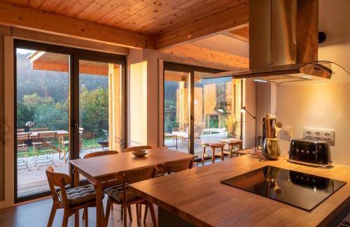 Ferrol House | 160 m² House ∙ 3 bedrooms ∙ 7 guests