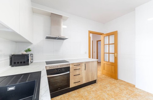 Galvez House | 160 m² House ∙ 3 bedrooms ∙ 9 guests