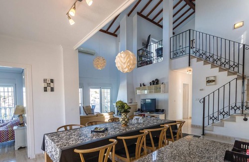 Rojales House | 170 m² House ∙ 3 bedrooms ∙ 8 guests