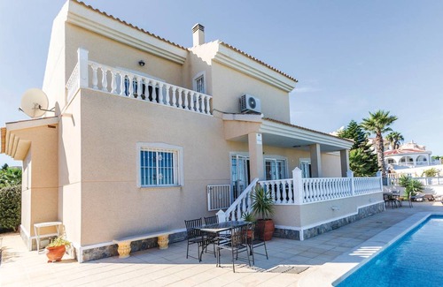 Rojales House | 170 m² House ∙ 3 bedrooms ∙ 8 guests