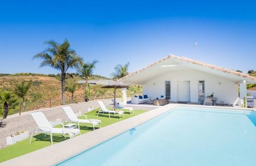 Alhaurin el Grande Villa | 170 m² Villa ∙ 3 bedrooms ∙ 6 guests