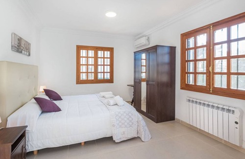 Badia Blava Villa | 180 m² Villa ∙ 1 bedroom ∙ 6 guests