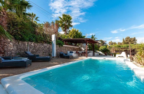 Trencall Villa | 190 m² Villa ∙ 2 bedrooms ∙ 5 guests