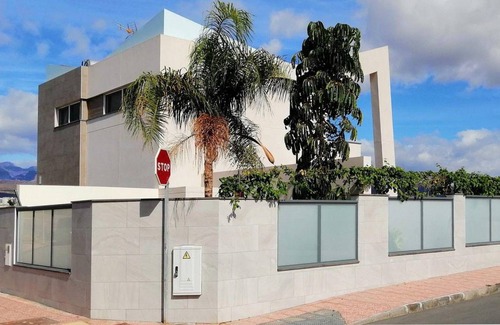 Maspalomas House | 196 m² House ∙ 5 bedrooms ∙ 10 guests