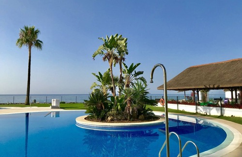 Sitio de Calahonda Apartment | 1st line beach - Private Garden + Large Terrace. Well-appointed. Comfortable