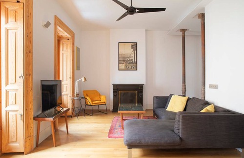 Malasana Apartment | 220 m² Apartment ∙ 3 bedrooms ∙ 6 guests