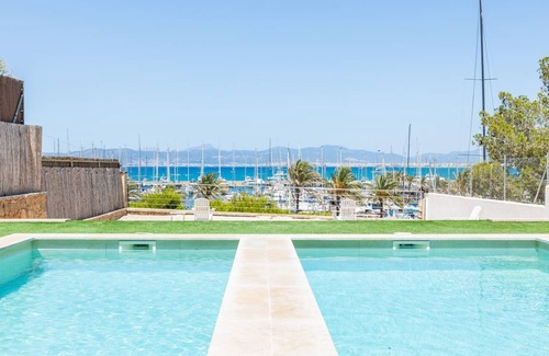 El Arenal House | 220 m² House ∙ 4 bedrooms ∙ 7 guests