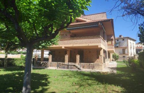 Ateca Apartment | 227 m² Apartment ∙ 3 bedrooms ∙ 6 guests