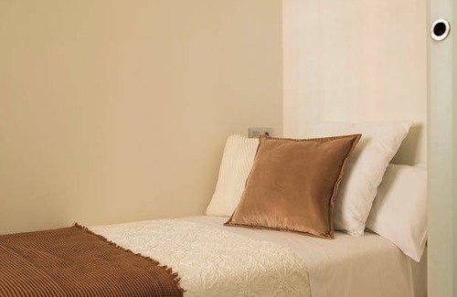 El Viso Apartment | 234 m² Apartment ∙ 4 bedrooms ∙ 7 guests