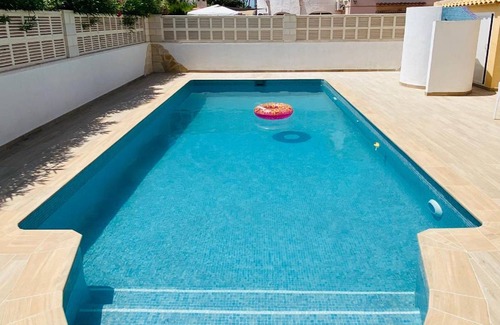 Els Poblets House | 234 m² House ∙ 4 bedrooms ∙ 8 guests
