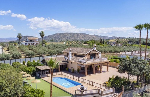 Alhaurin el Grande Villa | 240 m² Villa ∙ 4 bedrooms ∙ 10 guests