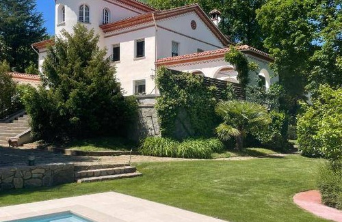 Olot Villa | 240 m² Villa ∙ 6 bedrooms ∙ 14 guests