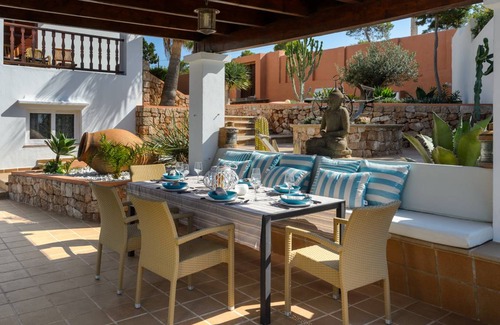 Cala Vadella Villa | 250 m² Villa ∙ 4 bedrooms ∙ 8 guests