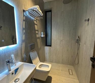 Dammam Apartment | 3 غرف شقة راقية قريب البحر 3 bedroom high end apartment