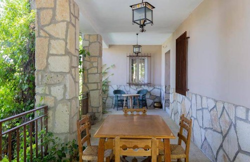 Miraflores de la Sierra Bed & Breakfast | 30 m² Bed and breakfast ∙ 4 guests