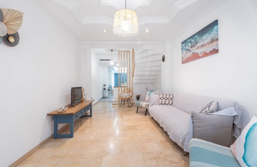 Aiora House | 300 m² House ∙ 5 bedrooms ∙ 11 guests