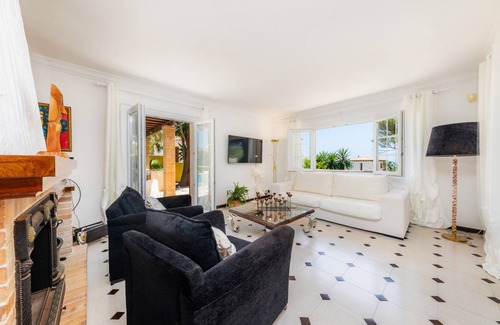 Provensals Villa | 300 m² Villa ∙ 4 bedrooms ∙ 8 guests