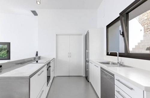 Aduanas House | 337 m² House ∙ 2 bedrooms ∙ 4 guests