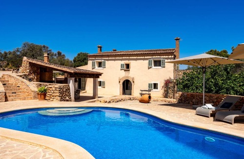 Felanitx House | 340 m² Finca ∙ 4 bedrooms ∙ 8 guests