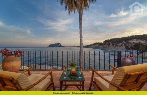 Benissa Coast Villa | 350 m² Villa ∙ 6 bedrooms ∙ 12 guests