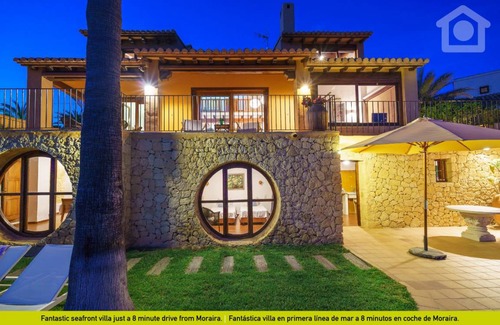 Benissa Coast Villa | 350 m² Villa ∙ 6 bedrooms ∙ 12 guests