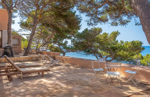 Cala Gat House | 359 m² House ∙ 4 bedrooms ∙ 7 guests