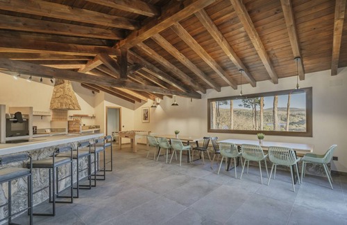 Peguerinos Villa | 360 m² Villa ∙ 10 bedrooms ∙ 23 guests