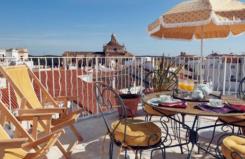 Mahon Hotel | 38 m² Hotel ∙ 5 guests
