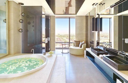 Qurtubah Hotel | 395 m² Hotel ∙ 3 bedrooms ∙ 127 guests