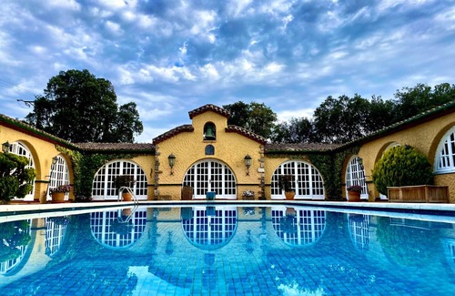Darnius Apartment | 400 m² Apartment ∙ 4 bedrooms ∙ 7 guests
