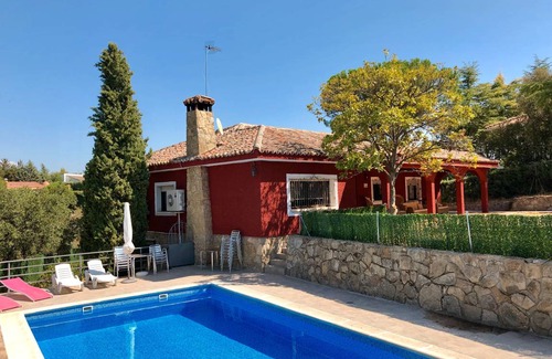 Valdemorillo House | 423 m² House ∙ 9 bedrooms ∙ 20 guests